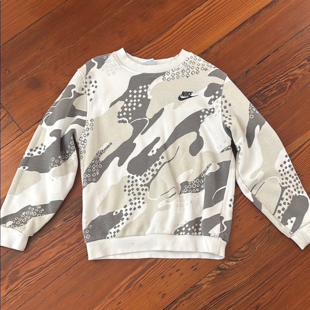 Nike kids Gray Camo Sweater